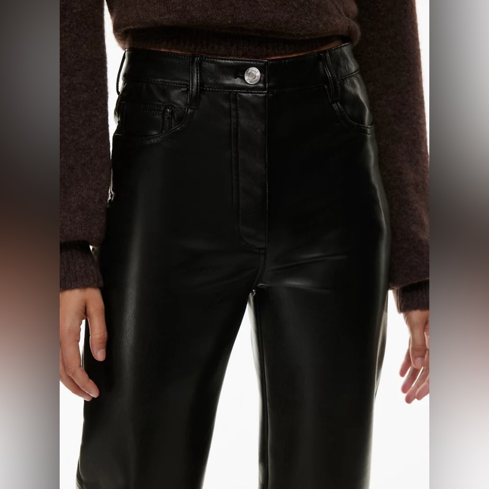 *NEW* Aritzia The Melina pants - Wilfred